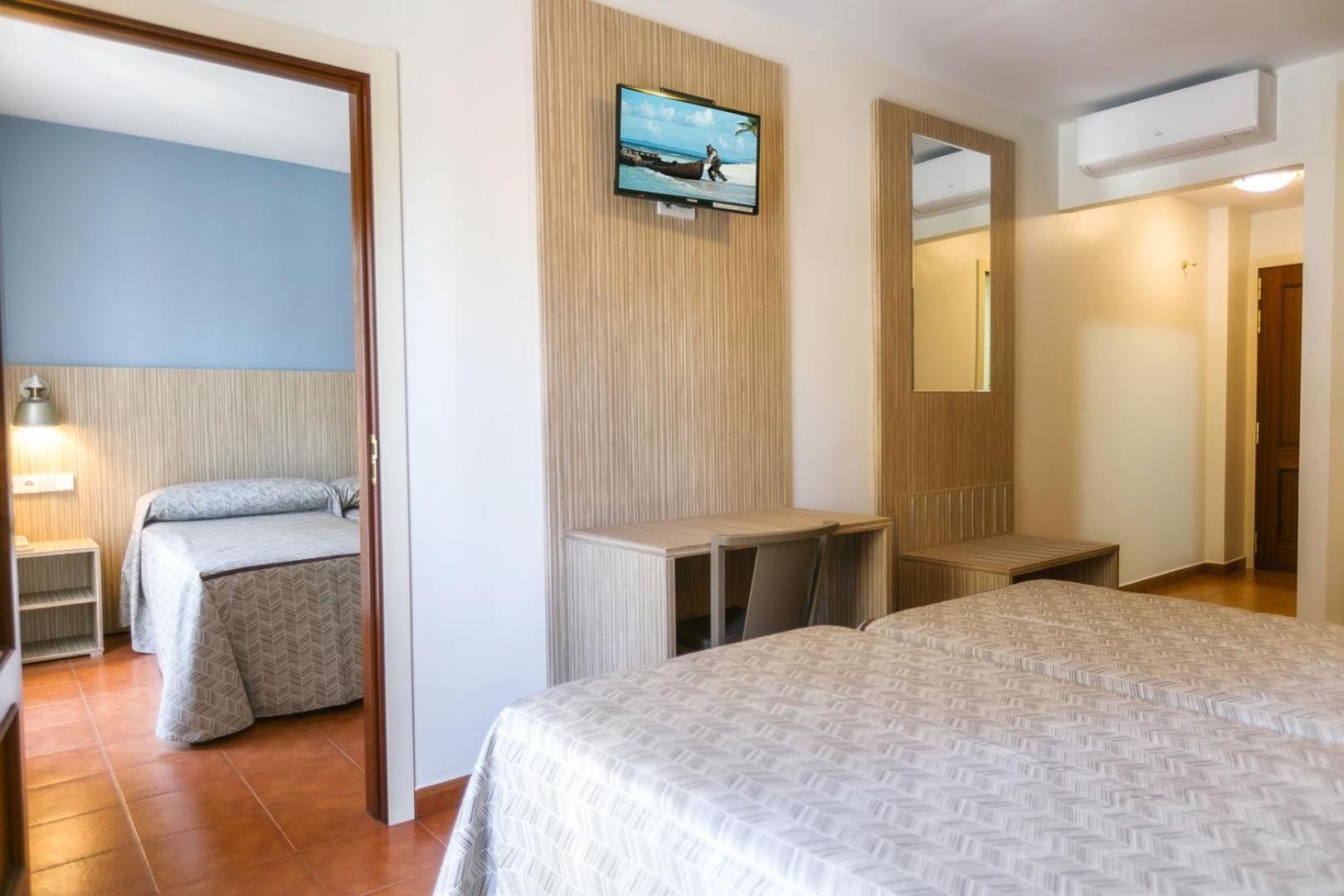 Hotel Galicia Fuengirola Exterior photo